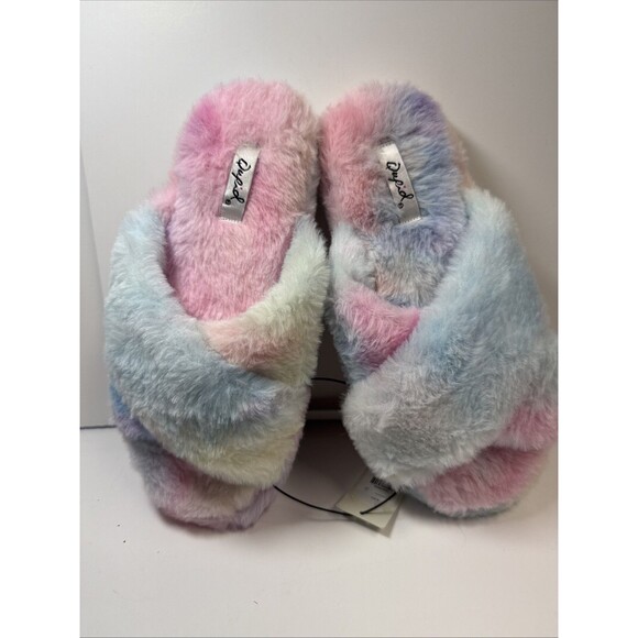 Qupid Pastel Rainbow Fuzzy Slip On Slippers Sz 6 New - Picture 1 of 6